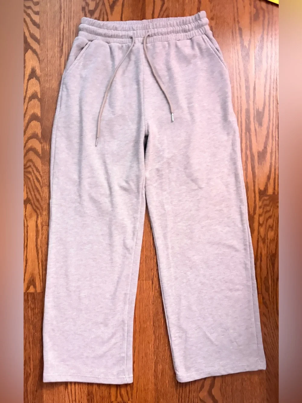 Bloom Seasons Light Beige Sweat Pants Size Small NWOT